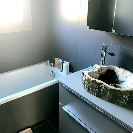 With Large Terace Next Jaillet Area * Megève